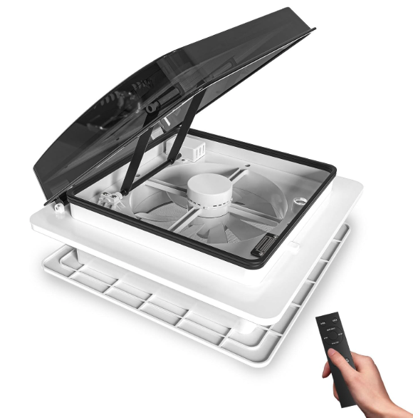 Rafraichir son camping-car en canicule: ventilateur de toit