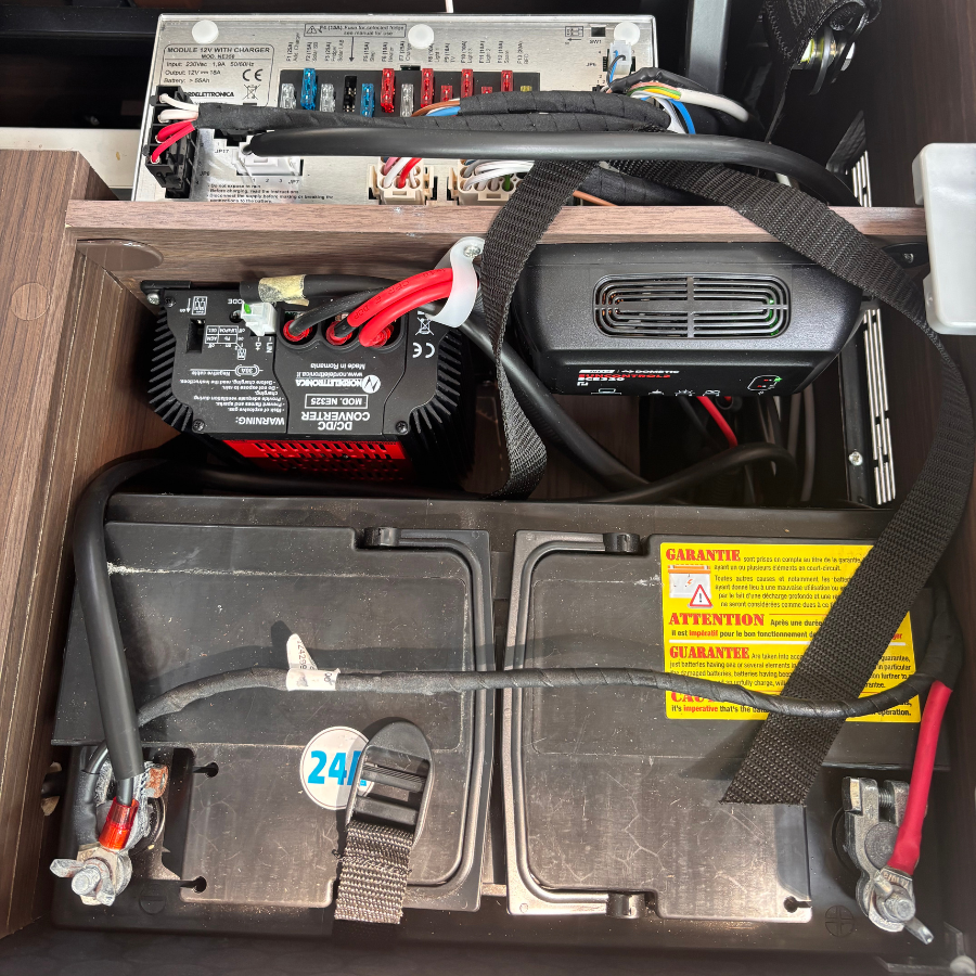Contrôlez et entretenez vos batteries de camping-car : Batterie cellule